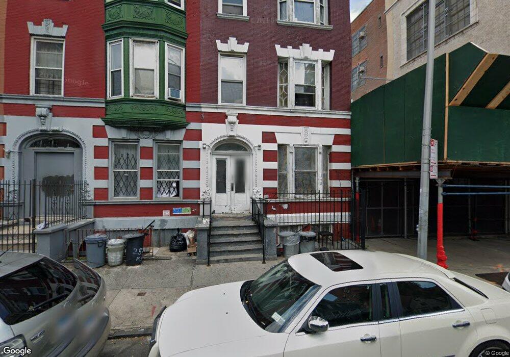 Sold $1,040,000 • Co-Listing Agent