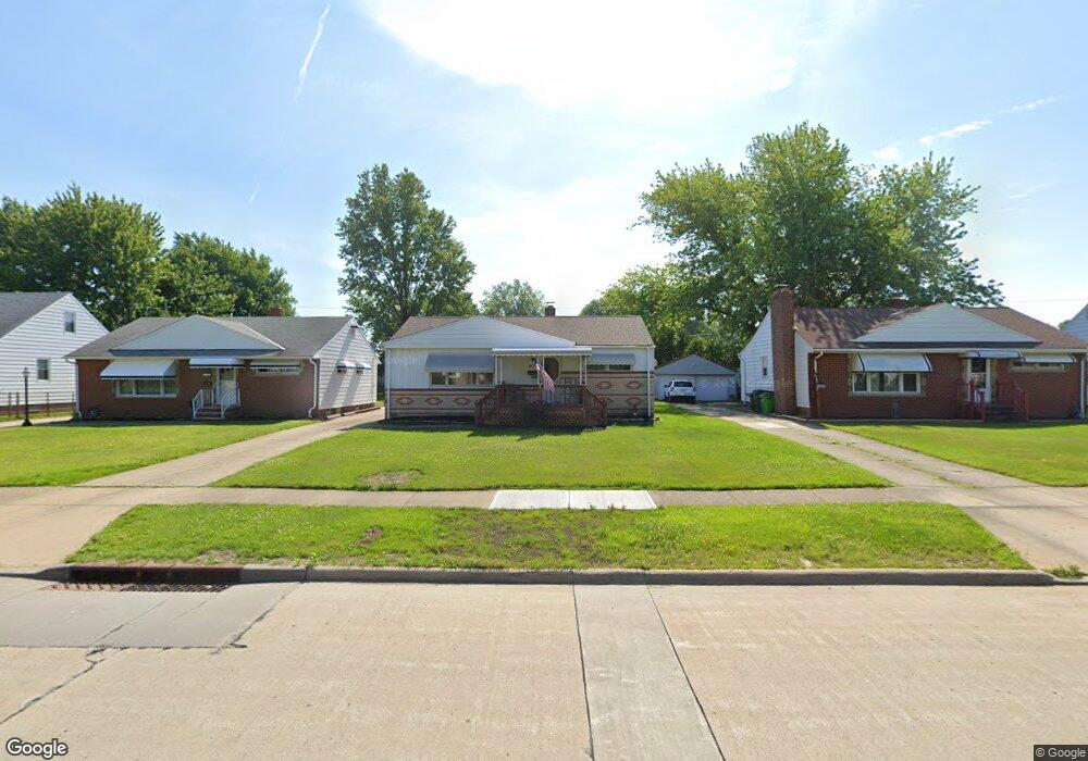 1827 Rush Rd, Wickliffe, OH 44092 - photo 1