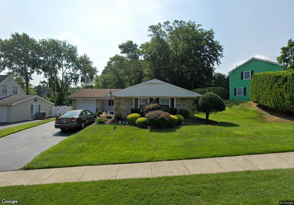 44 Ingram Cir, Matawan, NJ 07747 - photo 1