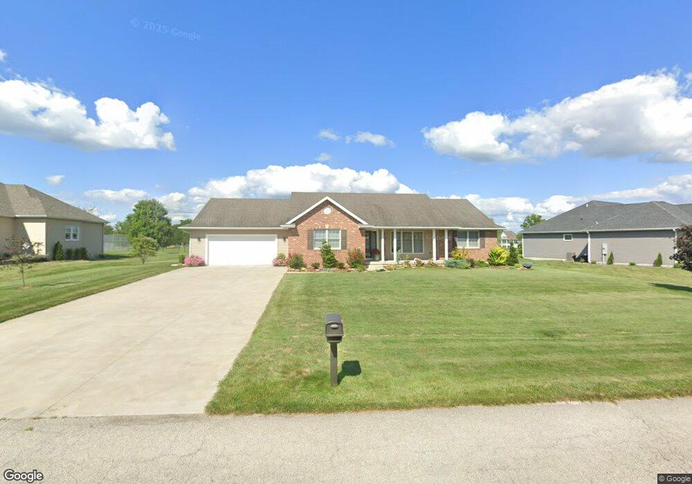16990 N Deer Creek Dr, Effingham, IL 62401 - photo 1
