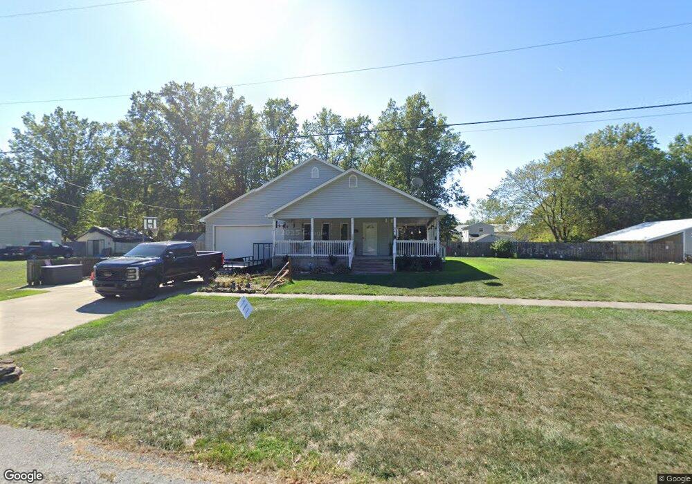 4004 Fulton Rd, Lorain, OH 44055 - photo 1