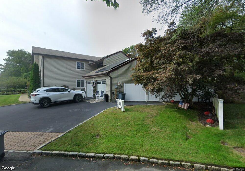 3 Frank Cir, Islip, NY 11751 - photo 1