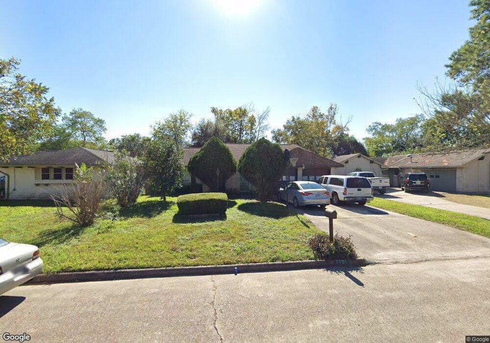 7707 Breezeway St, Houston, TX 77040 - photo 1