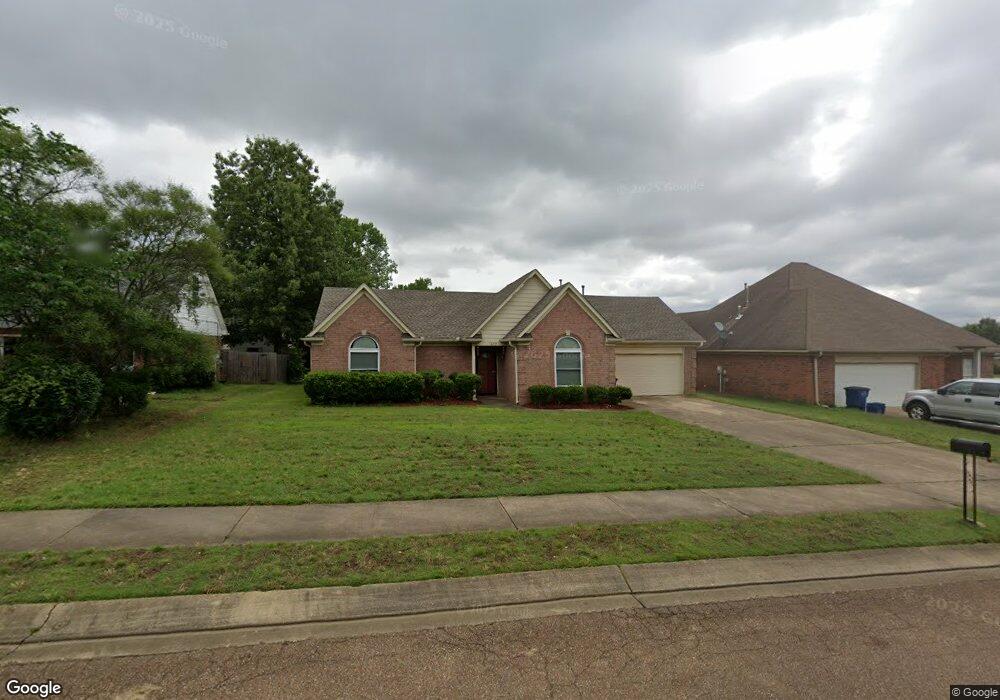 5552 Blocker St, Olive Branch, MS 38654 - photo 1