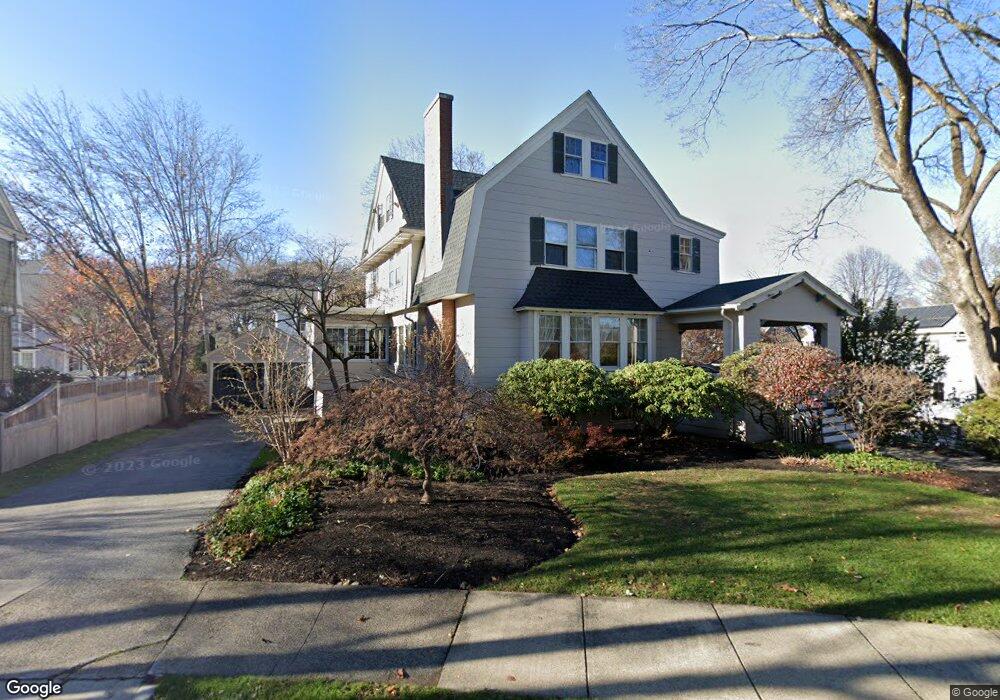 7 Ridgefield Rd unit 1, Winchester, MA 01890 - photo 1