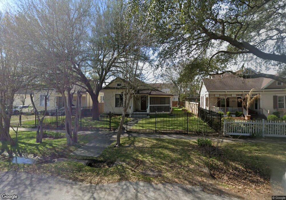 1821 Columbia St, Houston, TX 77008 - photo 1