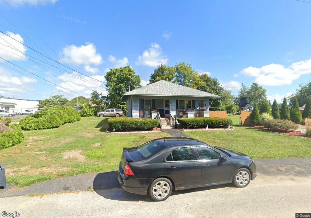 401 Pavilion Ave, Warwick, RI 02888 - photo 1