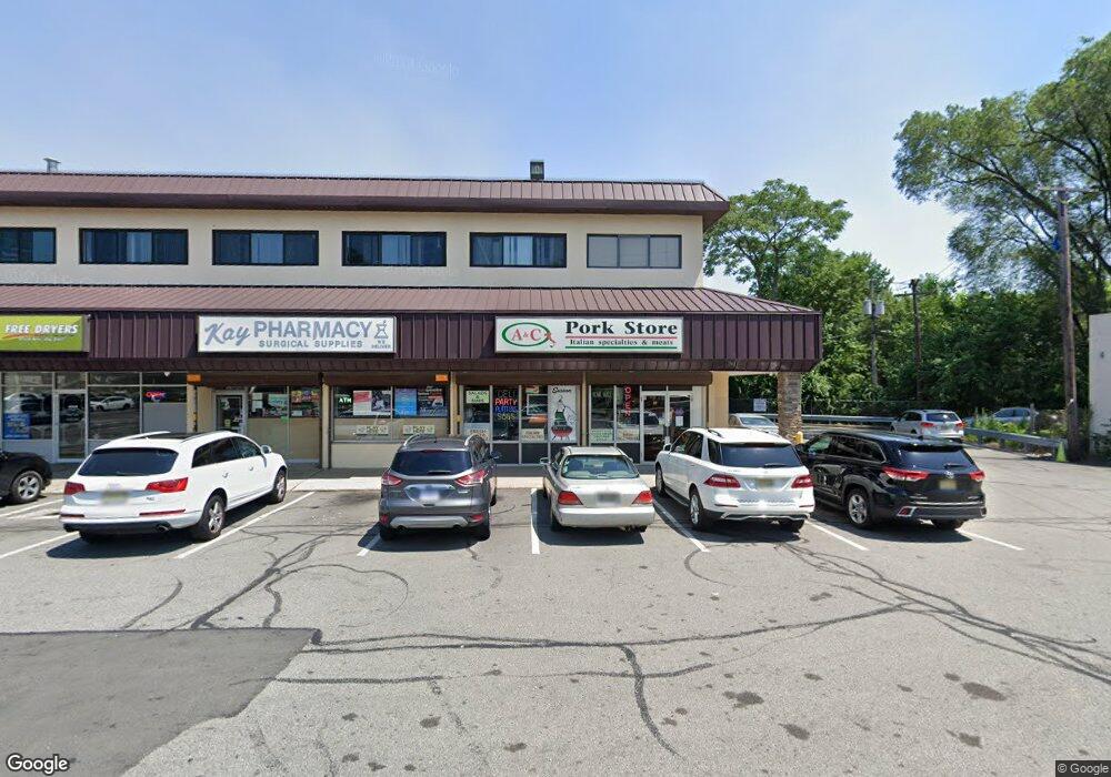 446 Chamberlain Ave unit 10B, Paterson, NJ 07522 - photo 1