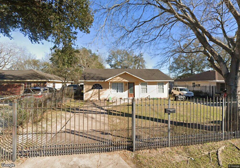 3615 Agnes St, Houston, TX 77087 - photo 1