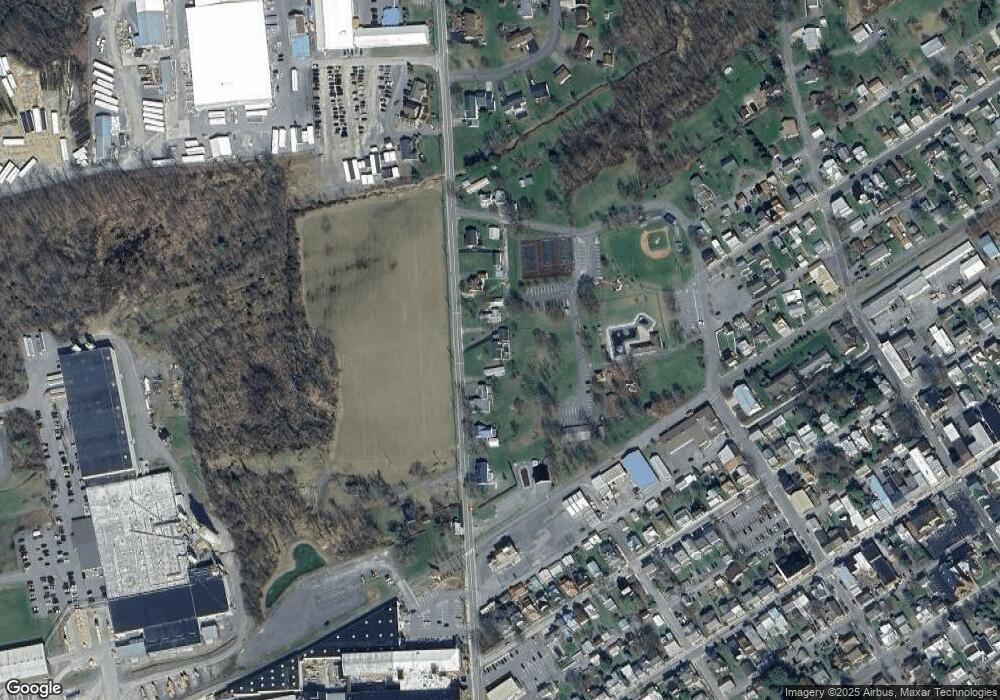 122 N 8th St, Mifflinburg, PA 17844 - photo 1