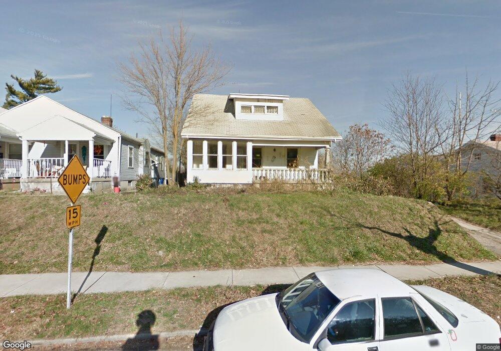 135 Pointview Ave, Dayton, OH 45405 - photo 1
