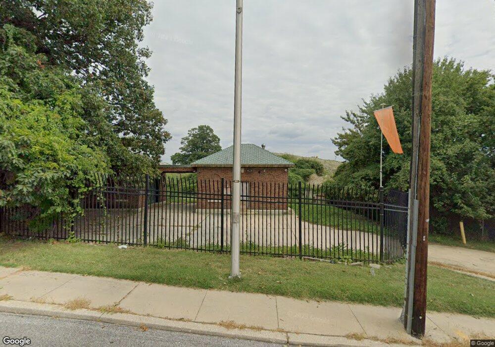 2731 N Longwood St, Baltimore, MD 21216 - photo 1