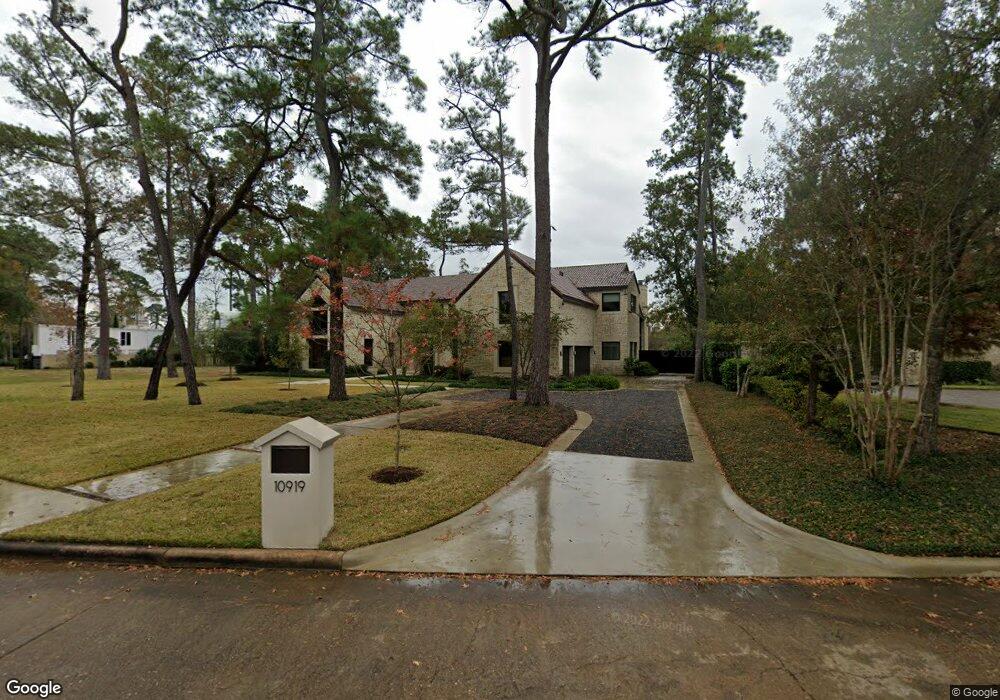 10919 Kirwick Dr, Houston, TX 77024 - photo 1