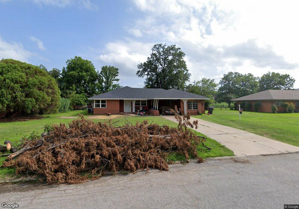 1202 S Meadow Dr, Ardmore, OK 73401 - photo 1