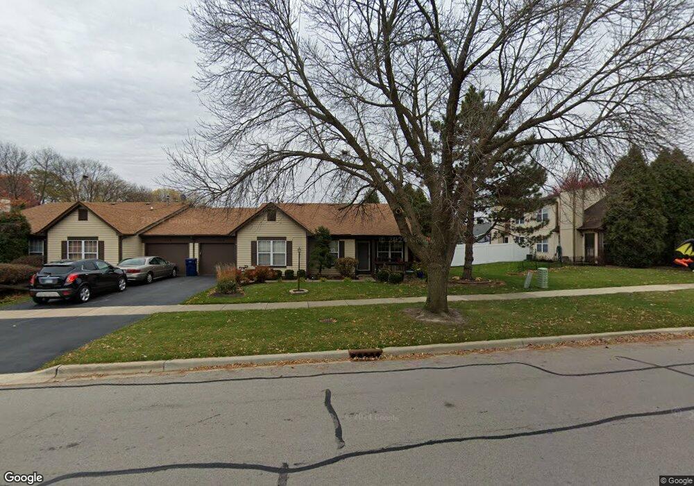 1560 Ranchview Dr, Naperville, IL 60565 - photo 1