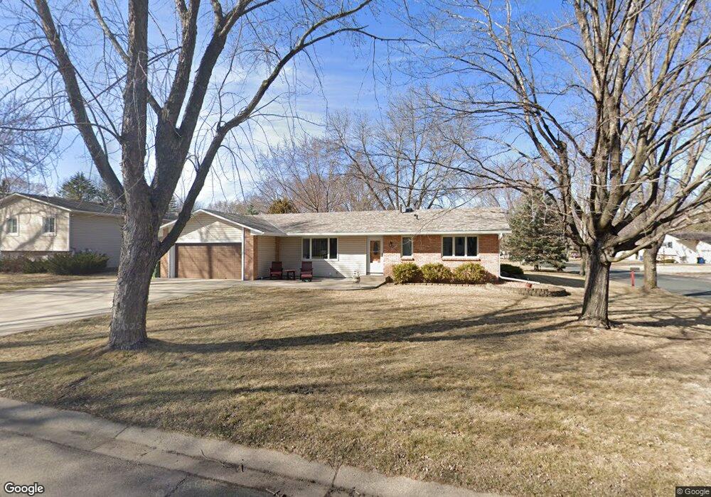 10634 101st Place N, Maple Grove, MN 55369 - photo 1