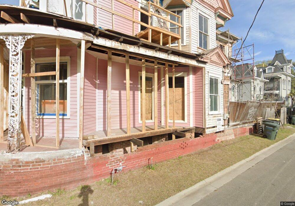 12 W 38th St, Savannah, GA 31401 - photo 1