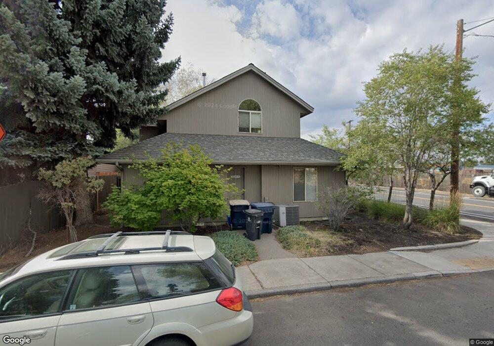 205 SE Davis Ave, Bend, OR 97702 - photo 1