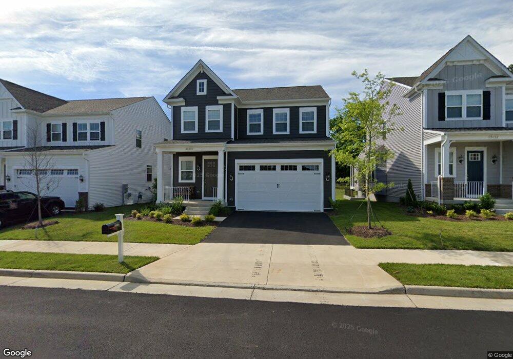 43461 Bettys Farm Dr, Chantilly, VA 20152 - photo 1