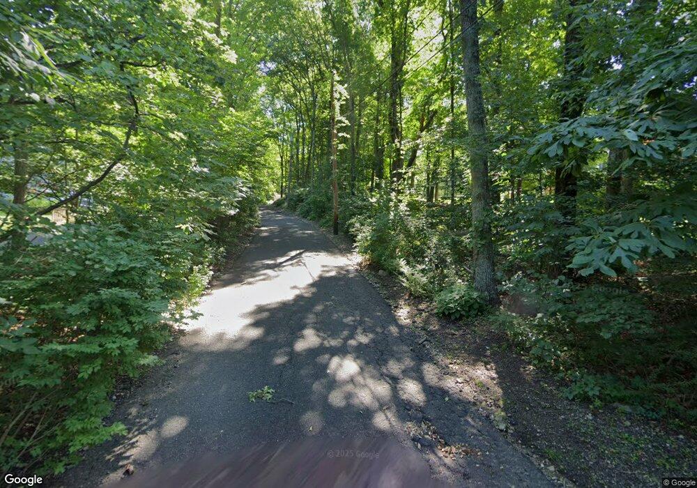 58 Mountain Rd, Redding, CT 06896 - photo 1