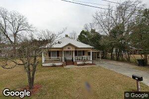 405 Morris St, Glennville, GA 30427