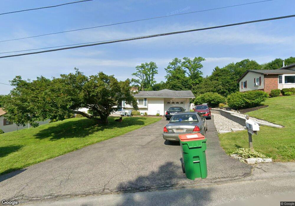 25 Caudie Dr, Poughkeepsie, NY 12603 - photo 1