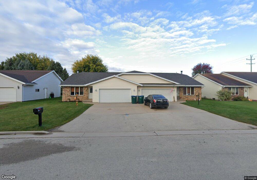 2339 N Cloudview Dr, Appleton, WI 54914 - photo 1