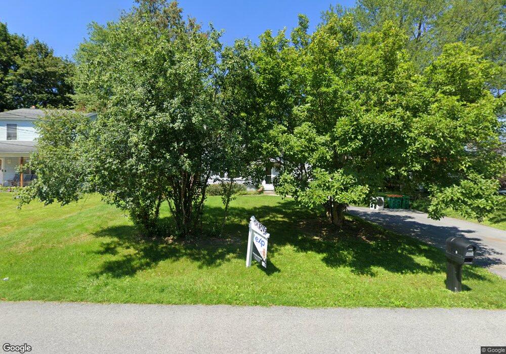 8 Claudia Ln, Poughkeepsie, NY 12603 - photo 1