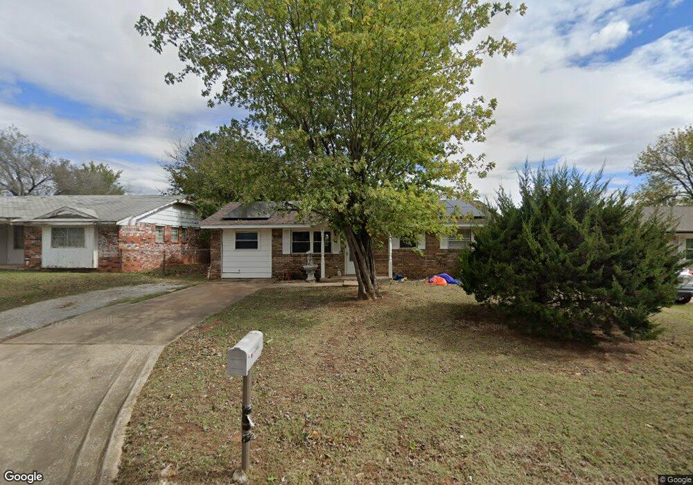 2107 N Mckinley Ave, Shawnee, OK 74804 - photo 1