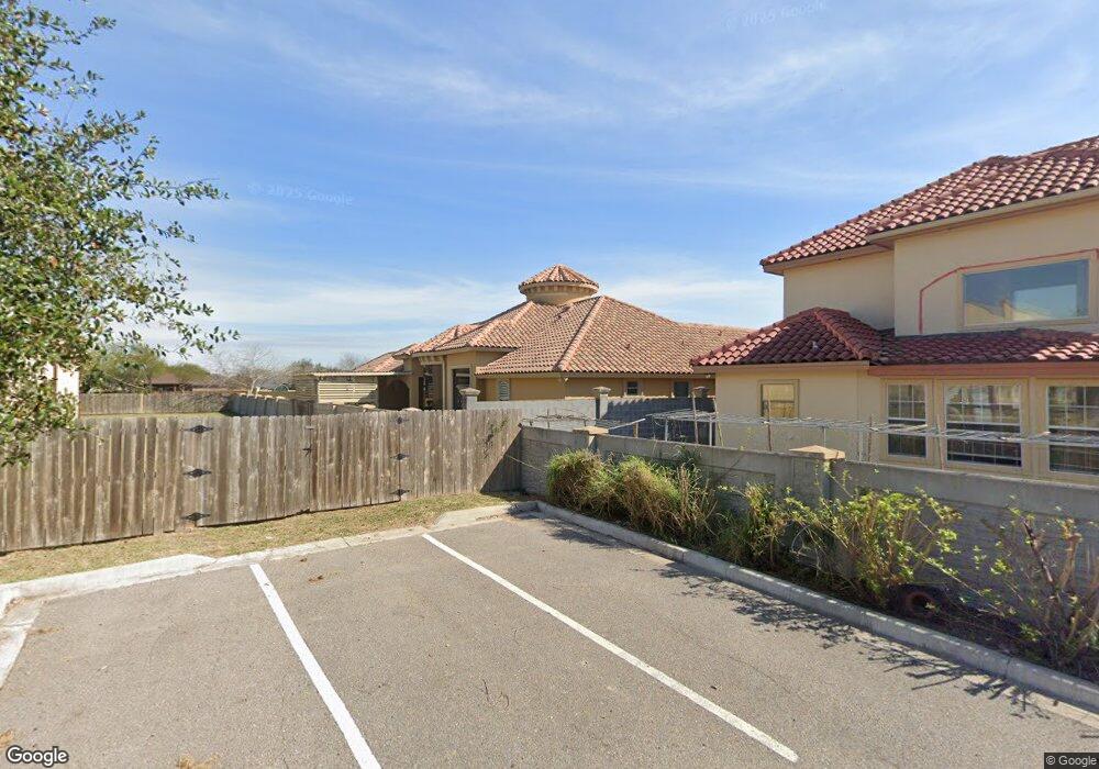 1901 Rochester St, Edinburg, TX 78539 - photo 1