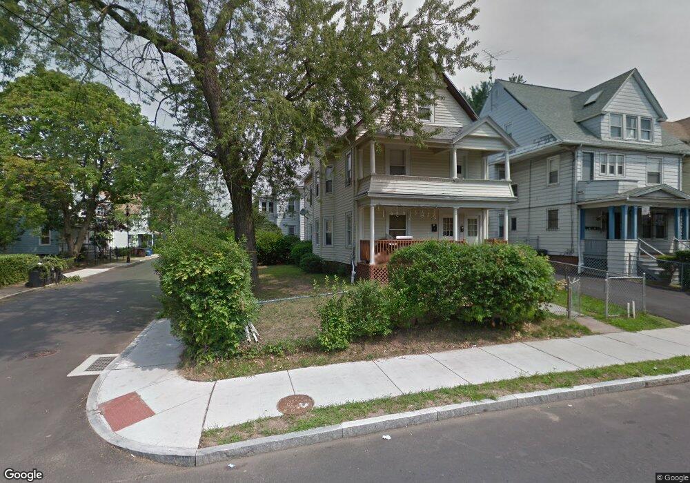 50 1/2 Annawan St unit 50H Annawan St, Hartford, CT 06114 - photo 1