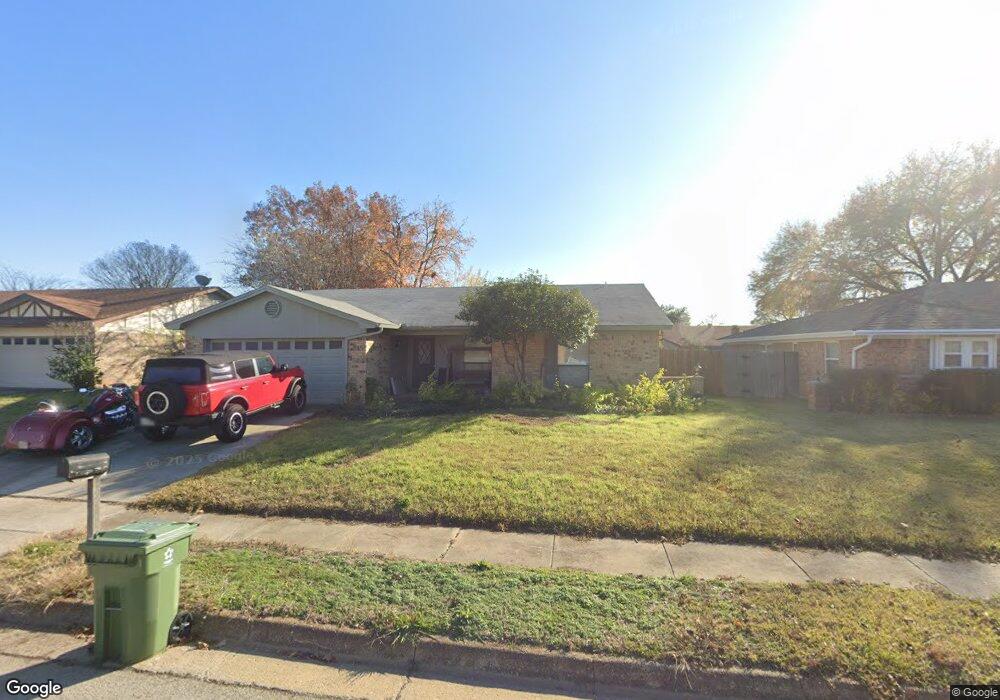 2608 Greenwood Ct, Bedford, TX 76021 - photo 1