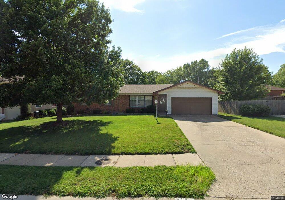 5146 Lucille Ln, Shawnee, KS 66203 - photo 1