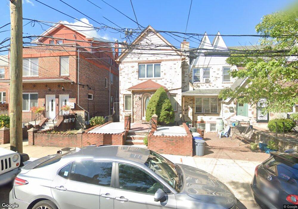 5426 63rd Place, Maspeth, NY 11378 - photo 1