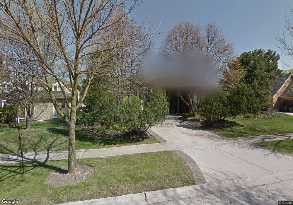 4312 Hammersmith Ln, Glenview, IL 60026 - photo 1