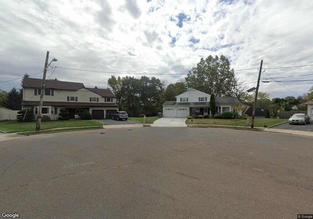 14 Gentore Ct, Edison, NJ 08820 - photo 1