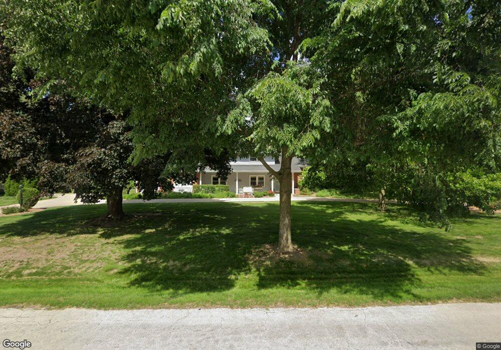 1900 Arrowhead Ct, Elm Grove, WI 53122 - photo 1