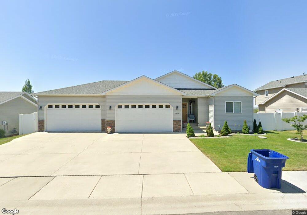 1023 N Olson Hill Ct, Medical Lake, WA 99022 - photo 1