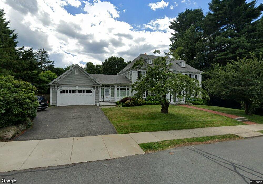 170 Suffolk Rd, Chestnut Hill, MA 02467 - photo 1