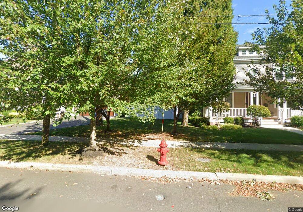 15 E Cedar St, Metuchen, NJ 08840 - photo 1