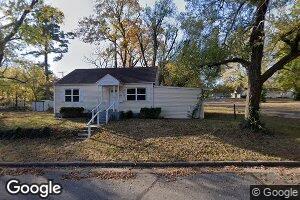 2502 E 2nd St, Joplin, MO 64801