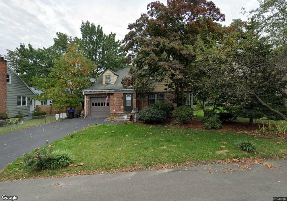 4 Oakfield Rd, Norwalk, CT 06854 - photo 1