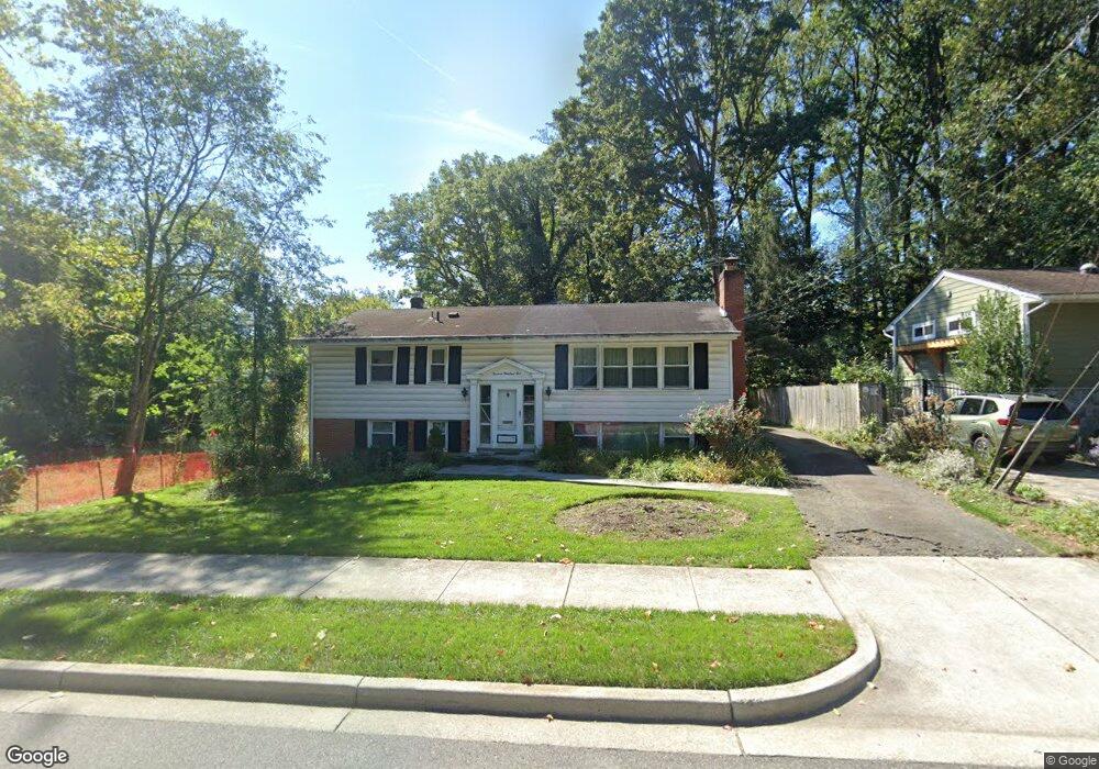 1305 Cottage St SW, Vienna, VA 22180 - photo 1