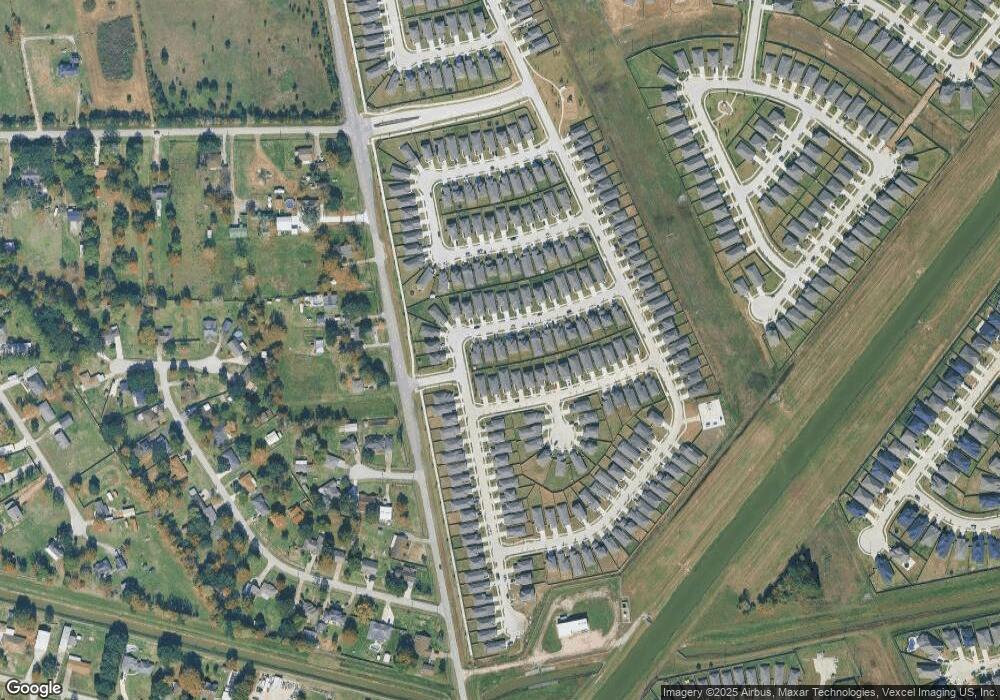 4110 Saw Mill Peak Ln, Baytown, TX 77521 - photo 1