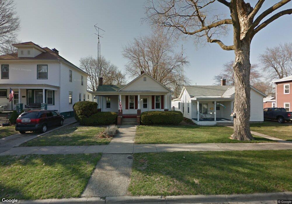 617 N Mclean St, Lincoln, IL 62656 - photo 1