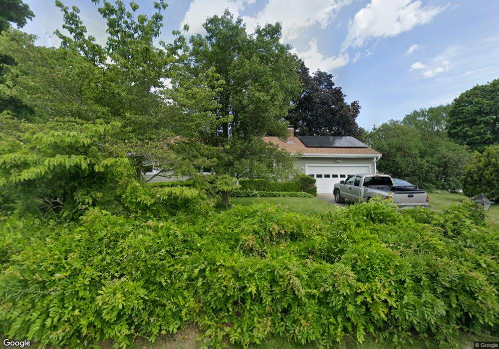 31 Meadow View Dr, Smithfield, RI 02917 - photo 1