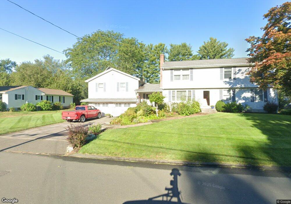 7 Roberts Rd, Enfield, CT 06082 - photo 1