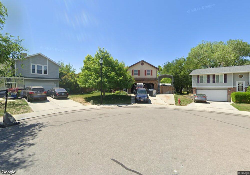 4908 Kiku Ct, West Jordan, UT 84081 - photo 1