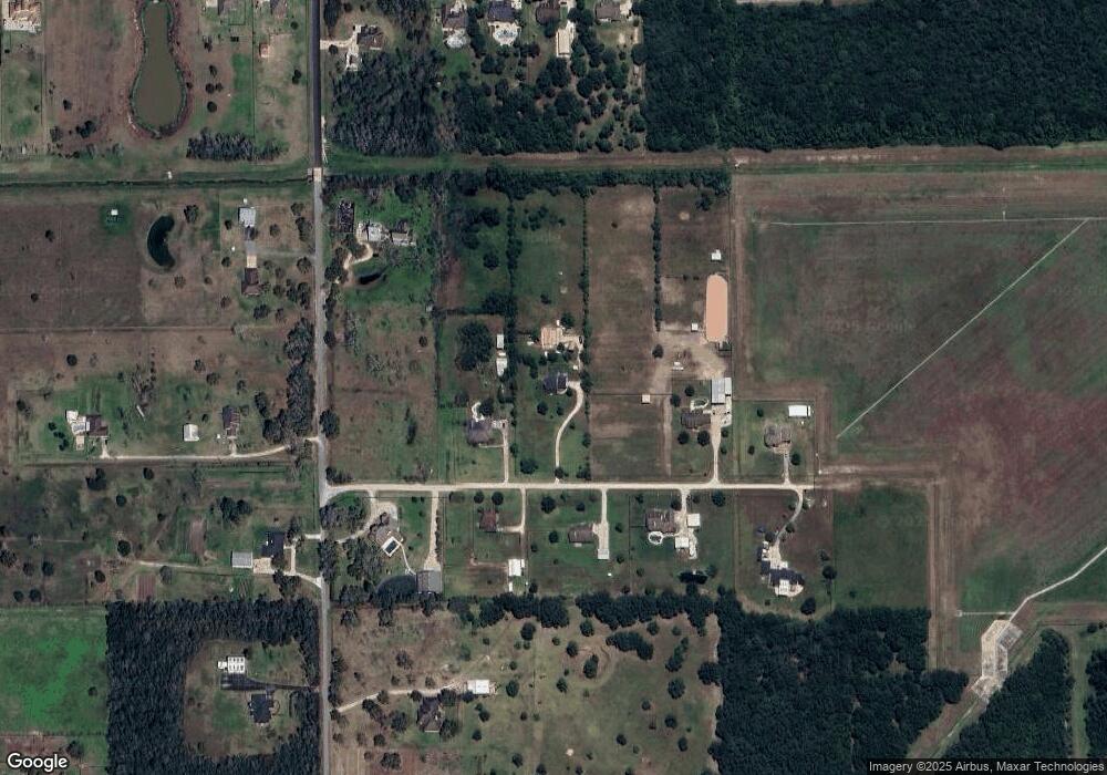 2814 Lago St, Alvin, TX 77511 - photo 1