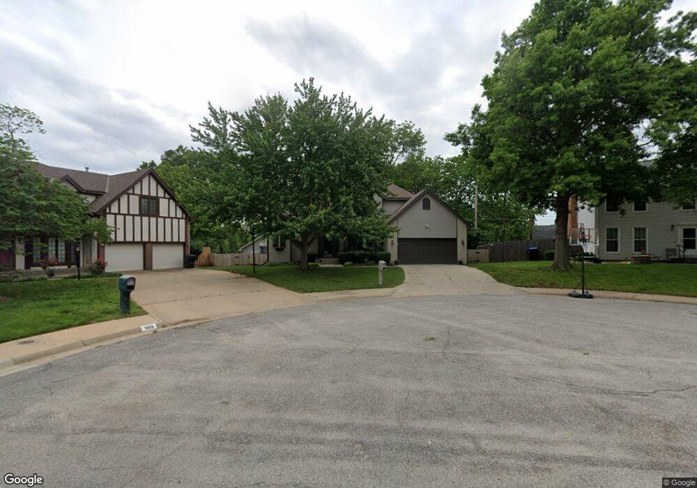 3823 SW Deer Trail Ct, Topeka, KS 66610 - photo 1